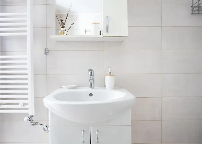 The Cozy Cube - With Patio Apartamento Tessalónica